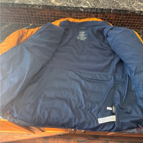 L.L.Bean Women’s down puffer jacket size XL - Picture 5 of 8